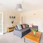 Regency Apartment - Private Entrance & Courtyard