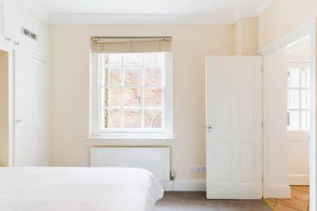 Regency - Private Entrance & Courtyard Apartamento